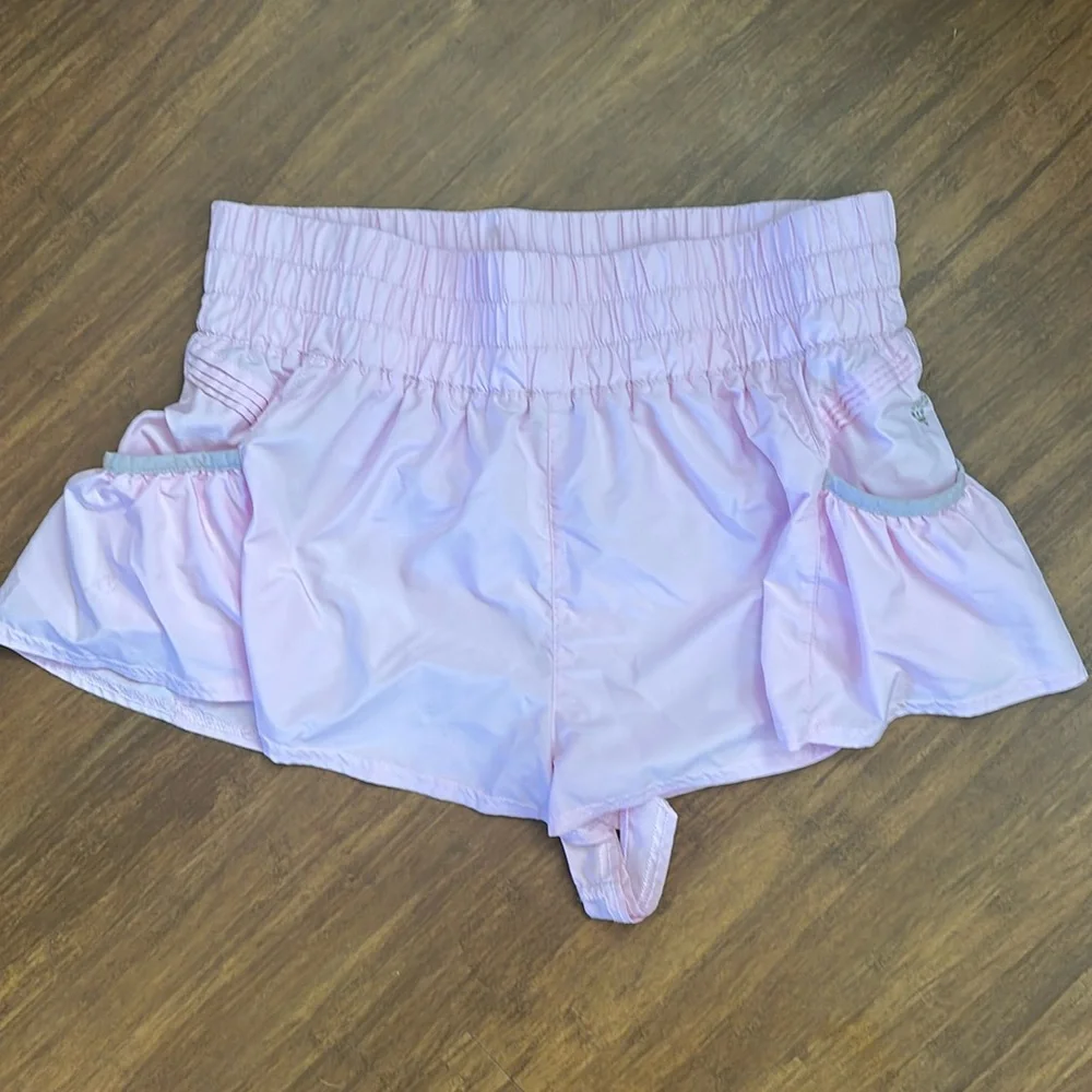 FP Movement Get Your Flirt On Shorts - Sz L - Powder Pink - Picture 2 of 4